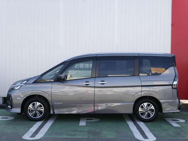 セレナ 1.2 e-POWER ハイウェイスター V エマジェンシーブレーキ レーンアシスト 点検記録簿付 クルコン Aストップ イモビ フルオートエアコン アルミホイール エアバック キーフリー ABS パワステ パワーウィンドウ Wエアバック(6枚目)