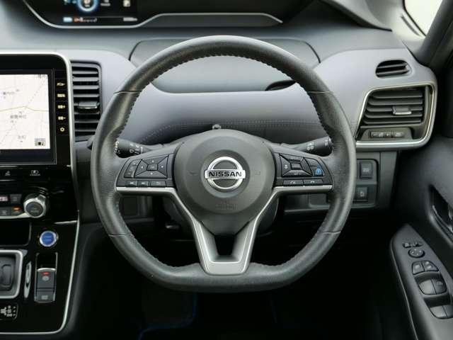 セレナ 1.2 e-POWER ハイウェイスター V エマジェンシーブレーキ レーンアシスト 点検記録簿付 クルコン Aストップ イモビ フルオートエアコン アルミホイール エアバック キーフリー ABS パワステ パワーウィンドウ Wエアバック(12枚目)