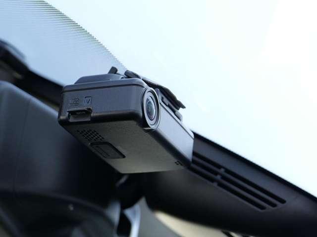 セレナ 1.2 e-POWER ハイウェイスター V エマジェンシーブレーキ レーンアシスト 点検記録簿付 クルコン Aストップ イモビ フルオートエアコン アルミホイール エアバック キーフリー ABS パワステ パワーウィンドウ Wエアバック(19枚目)