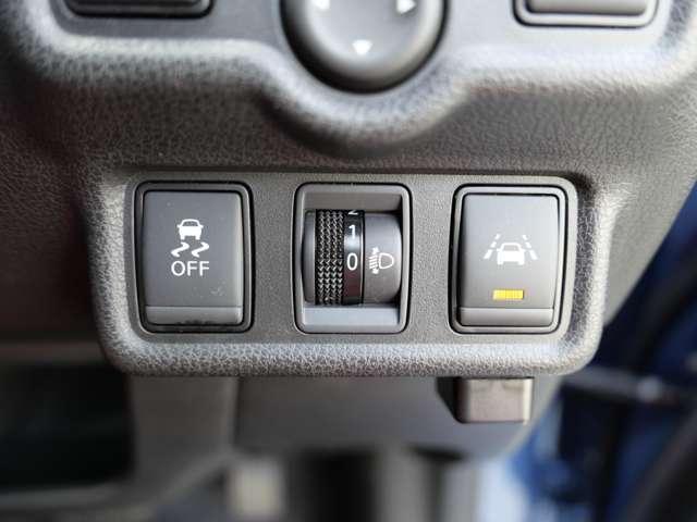 ノート 1.2 X DIG-S ナビ バックカメラ 前後ドラレコ ETC エマージェンシブレーキ アイドリングストップ機能 左右エアバック イモビ AAC スマキー バックカメラ付き レーンアシスト ETC 整備記録簿 パワーウィンドウ ドライブレコーダー ABS ナビTV(15枚目)