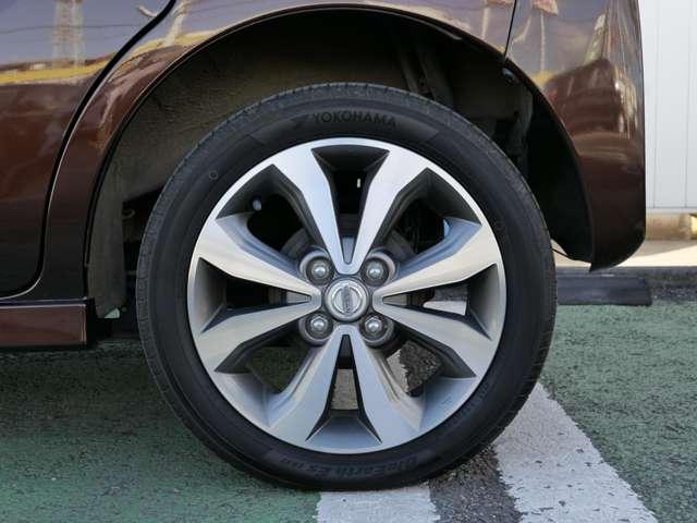 デイズルークス 660 ハイウェイスターX Gパッケージ アイストップ 盗難防止システム フルオートエアコン バックカメラ 点検記録簿 サイドエアバック Wエアバック ABS キーレス パワーウィンドウ アルミホイール サイドカメラ エアバッグ PS(9枚目)