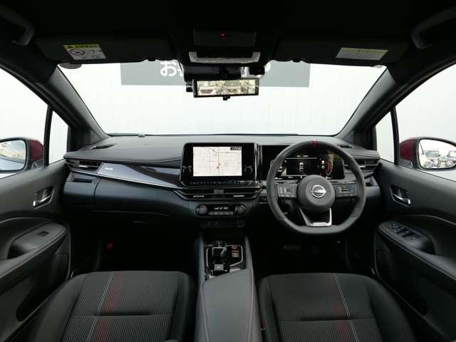 オーラ １．２　ＮＩＳＭＯ　カーテンエアバッグ　エマブレ　車線逸脱警報　キーフリーシステム　ダブルエアバック　定期点検記録簿　アルミホイール　運転席エアバッグ　試乗車　アイドリングストップ　ＡＢＳ　フルオートエアコン（4枚目）