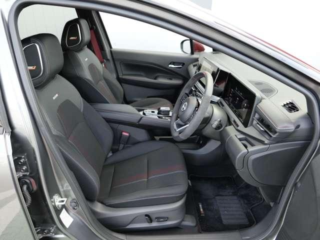 オーラ １．２　ＮＩＳＭＯ　カーテンエアバッグ　エマブレ　車線逸脱警報　キーフリーシステム　ダブルエアバック　定期点検記録簿　アルミホイール　運転席エアバッグ　試乗車　アイドリングストップ　ＡＢＳ　フルオートエアコン（10枚目）