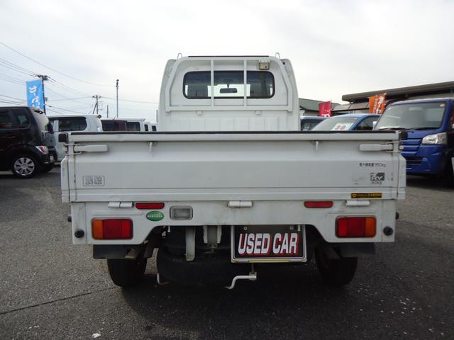 キャリイトラック KCエアコン・パワステ農繁仕様 5MT 3方開き デフロック ハイ&ロー切り替えスイッチ AM/FMラジオ 運転席エアバッグ ワンオーナー(4枚目)