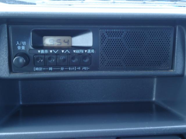 キャリイトラック KCエアコン・パワステ農繁仕様 5MT 3方開き デフロック ハイ&ロー切り替えスイッチ AM/FMラジオ 運転席エアバッグ ワンオーナー(15枚目)