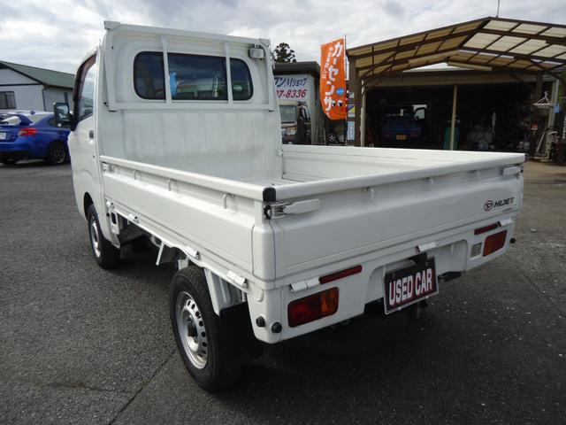 ハイゼットトラック スタンダード　５ＭＴ　エアコン　パワステ　３方開　運転席エアバッグ　ＡＭ／ＦＭラジオ　４枚リーフ（2枚目）