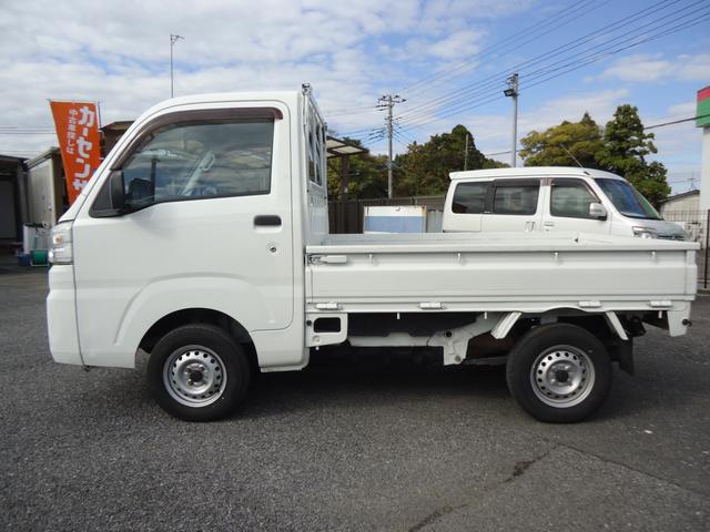 ハイゼットトラック スタンダード　５ＭＴ　エアコン　パワステ　３方開　運転席エアバッグ　ＡＭ／ＦＭラジオ　４枚リーフ（16枚目）