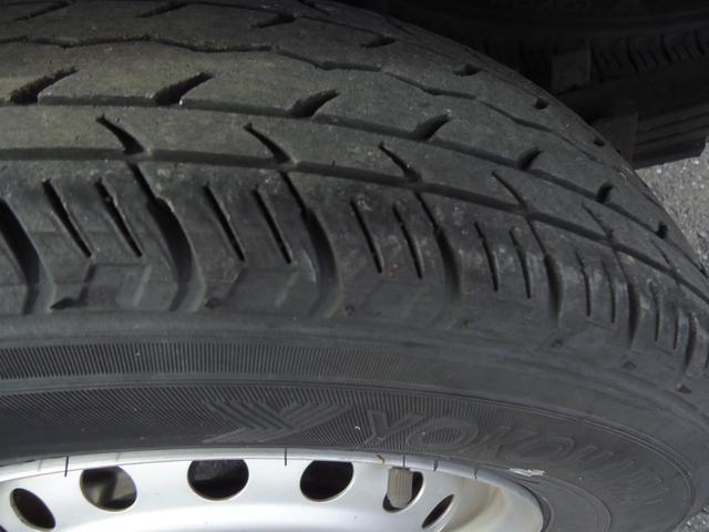 ハイゼットトラック スタンダード　５ＭＴ　エアコン　パワステ　３方開　運転席エアバッグ　ＡＭ／ＦＭラジオ　４枚リーフ（21枚目）