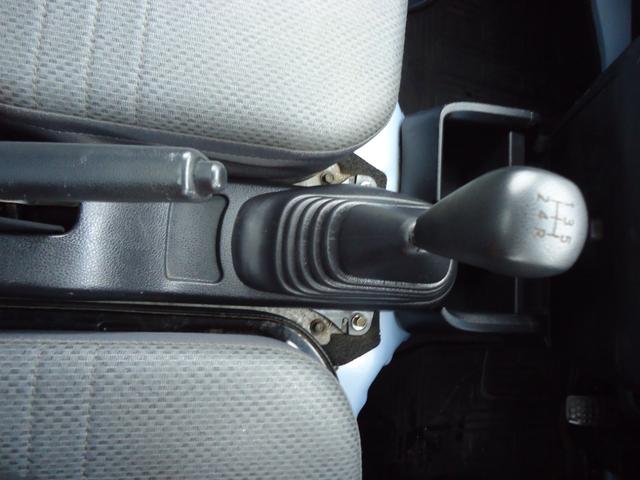 ハイゼットトラック スタンダード 4WD 5MT エアコン パワステ 3方開き ETC 運転席エアバッグ AM/FMラジオ(7枚目)