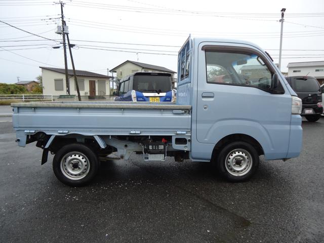 ハイゼットトラック スタンダード 4WD 5MT エアコン パワステ 3方開き ETC 運転席エアバッグ AM/FMラジオ(19枚目)