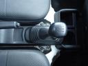 ハイゼットトラック スタンダード　５ＭＴ　エアコン　パワステ　３方開　運転席エアバッグ　ＡＭ／ＦＭラジオ　４枚リーフ（7枚目）