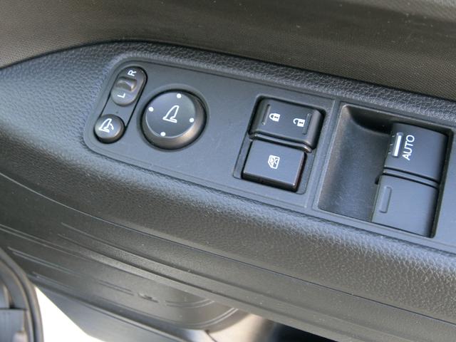 Ｎ－ＶＡＮ Ｌ・ホンダセンシング　ナビ　ｉＰｈｏｎｅ　ＢｌｕｅｔｏｏｔｈＡｕｄｉｏ　ＣＤ　ＳＤ　ＵＳＢ　ＡＵＸ　リヤカメラ　ＥＴＣ　ホンダセンシング　追突軽減ブレーキ　誤発進抑制　路外逸脱抑制　車線維持支援　電格ミラー　クルコン　禁煙（26枚目）