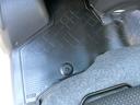 助手席側フロアーマットも同様に綺麗な状態です!