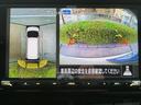 アラウンドビューモニターとバックカメラの映像が表示でき、バックの際の後方確認に大変便利です!