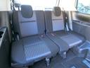 跳ね上げ収納可能なサードシートも同様に、大変綺麗な状態です!