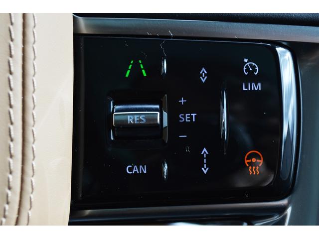 レンジローバー ＳＥ　Ｄ３００　スタンダードホイールベース　２０２３ＭＹ　ワンオーナー　電動サイドステップ（13枚目）