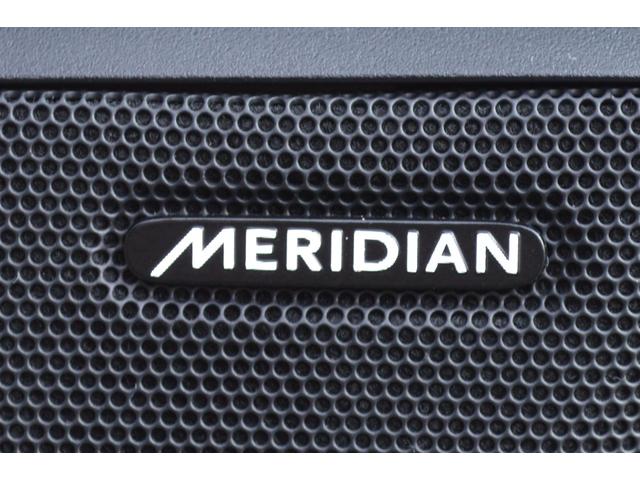 レンジローバー ＳＥ　Ｄ３００　スタンダードホイールベース　２０２３ＭＹ　ワンオーナー　電動サイドステップ（17枚目）