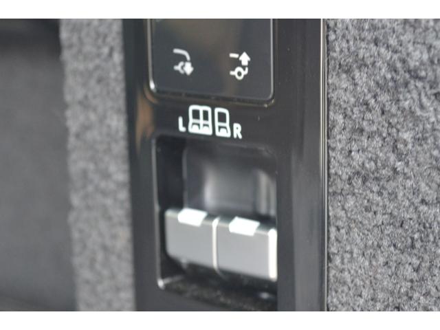 レンジローバー ＳＥ　Ｄ３００　スタンダードホイールベース　２０２３ＭＹ　ワンオーナー　電動サイドステップ（22枚目）