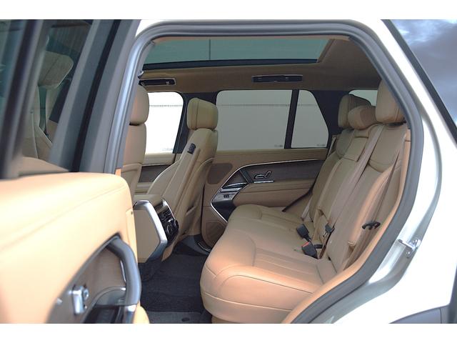 レンジローバー ＳＥ　Ｄ３００　スタンダードホイールベース　２０２３ＭＹ　ワンオーナー　電動サイドステップ（29枚目）