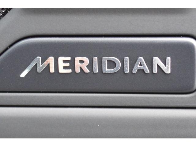 ディフェンダー 110X-ダイナミックSE D350 HAKUBA EDITION スライディングパノラミックルーフ ソフトクローズテールドア エアサスペンションパック 3ゾーンエアコン スペアホイールカバー(ボディ同色) クリアサイドビューミラー(26枚目)