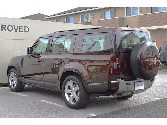 ディフェンダー 130SE D300 ブライトエクステリアパック スライディングパノラミック クリアサイトビューミラー 20インチアルミ シートヒーター全席 フグランプ 12WAYパワーシートメモリー付き リカバリーフック(7枚目)