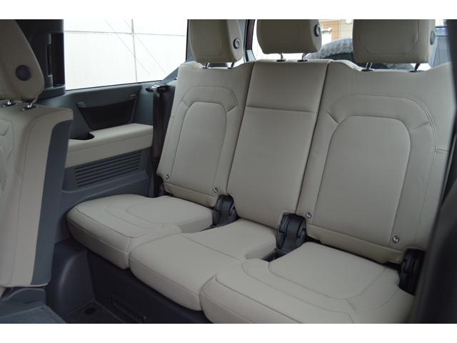 ディフェンダー 130SE D300 ブライトエクステリアパック スライディングパノラミック クリアサイトビューミラー 20インチアルミ シートヒーター全席 フグランプ 12WAYパワーシートメモリー付き リカバリーフック(13枚目)