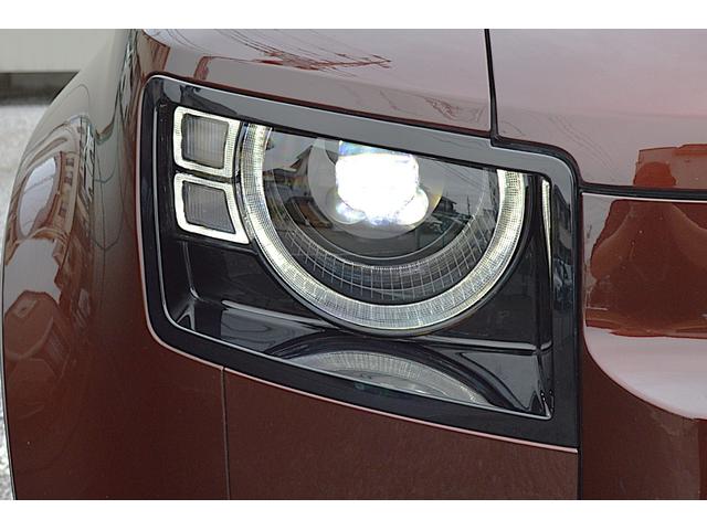 ディフェンダー 130SE D300 ブライトエクステリアパック スライディングパノラミック クリアサイトビューミラー 20インチアルミ シートヒーター全席 フグランプ 12WAYパワーシートメモリー付き リカバリーフック(17枚目)