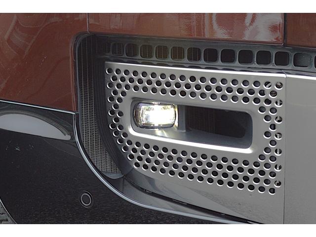 ディフェンダー 130SE D300 ブライトエクステリアパック スライディングパノラミック クリアサイトビューミラー 20インチアルミ シートヒーター全席 フグランプ 12WAYパワーシートメモリー付き リカバリーフック(24枚目)