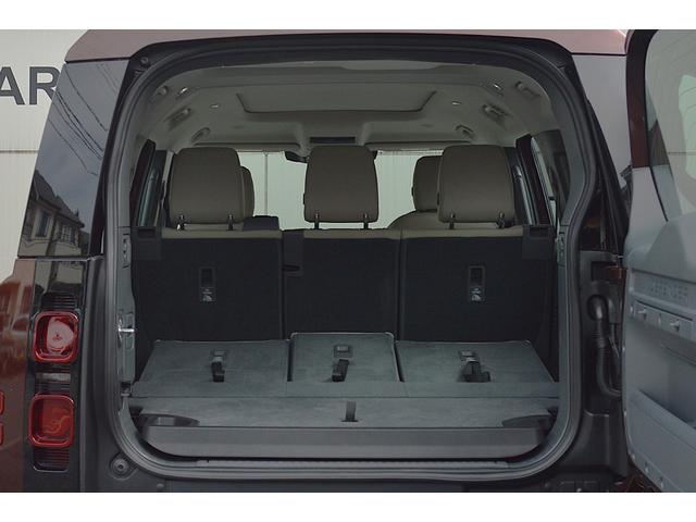 ディフェンダー 130SE D300 ブライトエクステリアパック スライディングパノラミック クリアサイトビューミラー 20インチアルミ シートヒーター全席 フグランプ 12WAYパワーシートメモリー付き リカバリーフック(39枚目)