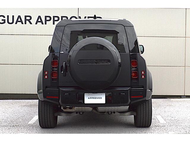 ディフェンダー １１０Ｘ－ダイナミックＨＳＥ　Ｄ３５０　エアサスパック　サテンプロテクションフィルム　ブラックパック　２２インチアルミホイール　クリアサイトビューミラー　ボディー同色スペアーホイールカバー　ヘッドアップディスプレイ　プライバシーガラス（6枚目）