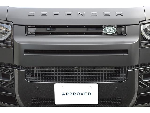 ディフェンダー １１０Ｘ－ダイナミックＨＳＥ　Ｄ３５０　エアサスパック　サテンプロテクションフィルム　ブラックパック　２２インチアルミホイール　クリアサイトビューミラー　ボディー同色スペアーホイールカバー　ヘッドアップディスプレイ　プライバシーガラス（9枚目）