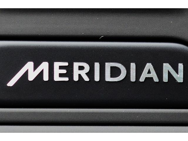 ディフェンダー １１０Ｘ－ダイナミックＨＳＥ　Ｄ３５０　エアサスパック　サテンプロテクションフィルム　ブラックパック　２２インチアルミホイール　クリアサイトビューミラー　ボディー同色スペアーホイールカバー　ヘッドアップディスプレイ　プライバシーガラス（17枚目）