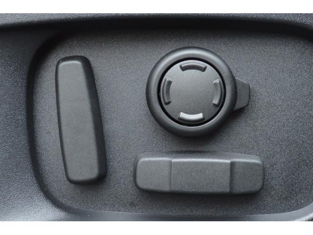 ディフェンダー １１０Ｘ－ダイナミックＨＳＥ　Ｄ３５０　エアサスパック　サテンプロテクションフィルム　ブラックパック　２２インチアルミホイール　クリアサイトビューミラー　ボディー同色スペアーホイールカバー　ヘッドアップディスプレイ　プライバシーガラス（29枚目）