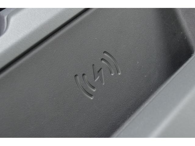 ディフェンダー １１０Ｘ－ダイナミックＨＳＥ　Ｄ３５０　エアサスパック　サテンプロテクションフィルム　ブラックパック　２２インチアルミホイール　クリアサイトビューミラー　ボディー同色スペアーホイールカバー　ヘッドアップディスプレイ　プライバシーガラス（32枚目）