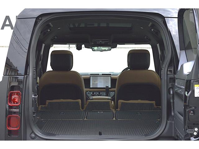 ディフェンダー １１０Ｘ－ダイナミックＨＳＥ　Ｄ３５０　エアサスパック　サテンプロテクションフィルム　ブラックパック　２２インチアルミホイール　クリアサイトビューミラー　ボディー同色スペアーホイールカバー　ヘッドアップディスプレイ　プライバシーガラス（40枚目）