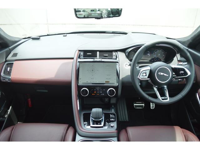 Ｅペイス Ｒ‐ダイナミック　ＨＳＥ　Ｐ２５０　アダプティブダイナミクス　クリアサイトビューミラー　ヘッドアップディスプレイ　コールドクライメントパック　フォグランプ　空気清浄システム　トレッドプレート　２１インチアルミ　　ヒーター＆クーラーシート（14枚目）