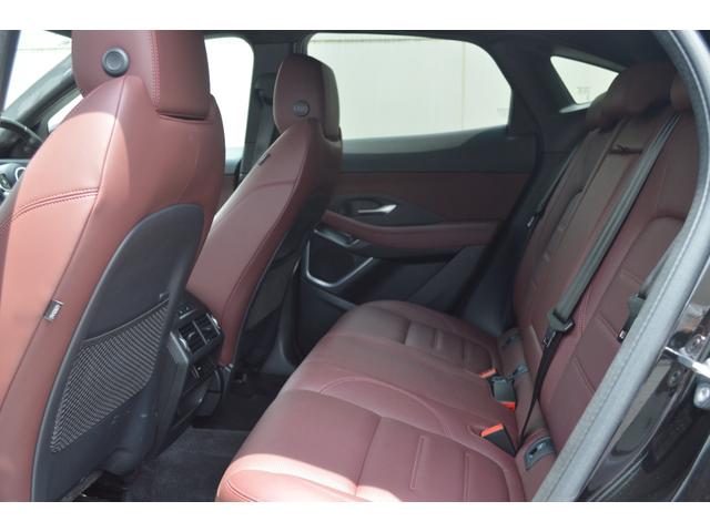 Ｅペイス Ｒ‐ダイナミック　ＨＳＥ　Ｐ２５０　アダプティブダイナミクス　クリアサイトビューミラー　ヘッドアップディスプレイ　コールドクライメントパック　フォグランプ　空気清浄システム　トレッドプレート　２１インチアルミ　　ヒーター＆クーラーシート（16枚目）