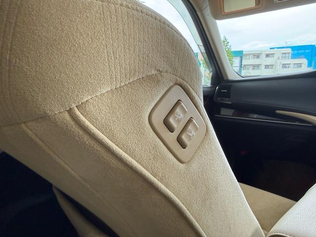 クラウンハイブリッド ロイヤルサルーンG 弊社ラッピング施行車両! 有名店価格の半値以下施工中! 法人ワンオーナー 純正ナビ クルコン パワーシート クリアランスソナー イージークロージャー ETC LEDヘッドライト キーレス(20枚目)