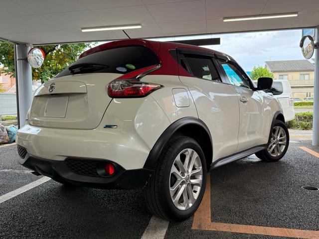 ジューク 15RX Vセレクション パーソナライゼーション 弊社ラッピング施行車両! 有名店価格の半値以下施工中! 純正ナビ DTV アラウンドビューモニタ ETC キーレス プッシュスタート(3枚目)