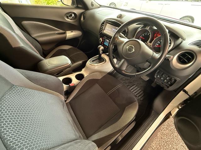 ジューク 15RX Vセレクション パーソナライゼーション 弊社ラッピング施行車両! 有名店価格の半値以下施工中! 純正ナビ DTV アラウンドビューモニタ ETC キーレス プッシュスタート(4枚目)