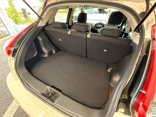 ジューク 15RX Vセレクション パーソナライゼーション 弊社ラッピング施行車両! 有名店価格の半値以下施工中! 純正ナビ DTV アラウンドビューモニタ ETC キーレス プッシュスタート(13枚目)