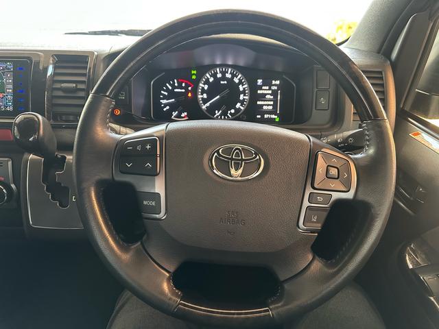 ハイエースバン 　スーパーＧＬダークプライム２　ホワイトパール（16枚目）