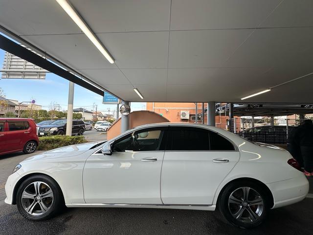 Eクラス E200 アバンギャルド 全周囲モニター ETC 黒レザーシート シートヒーター ブルメスターサウンド パワートランク LEDヘッドライト(5枚目)