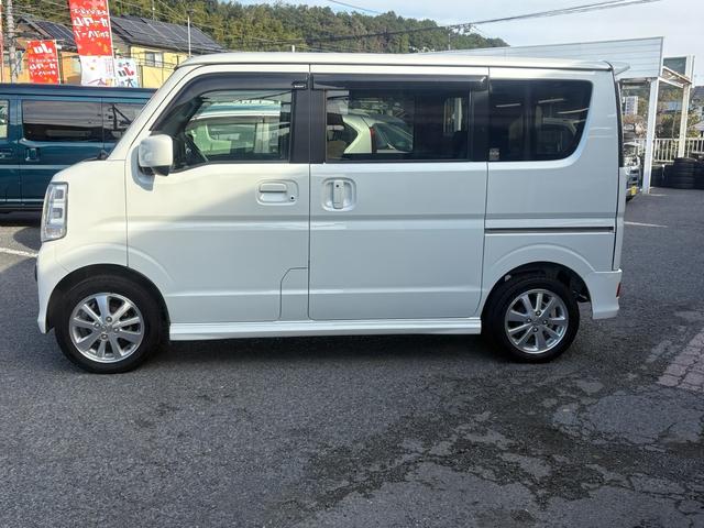 エブリイワゴン ＰＺターボ　３カ月３，０００ｋｍ保証付　ワンオーナー　社外ナビ　フルセグＴＶ　Ｂｌｕｅｔｏｏｔｈ接続　バックカメラ　片側パワースライドドア　１４インチ純正ＡＷ　ＥＴＣ車載器　ＨＩＤオートライト　フォグライト（2枚目）