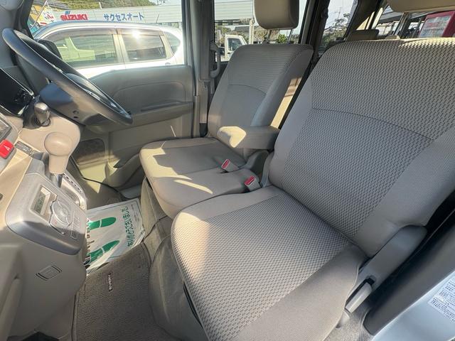 エブリイワゴン ＰＺターボ　３カ月３，０００ｋｍ保証付　ワンオーナー　社外ナビ　フルセグＴＶ　Ｂｌｕｅｔｏｏｔｈ接続　バックカメラ　片側パワースライドドア　１４インチ純正ＡＷ　ＥＴＣ車載器　ＨＩＤオートライト　フォグライト（12枚目）