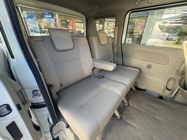 エブリイワゴン ＰＺターボ　３カ月３，０００ｋｍ保証付　ワンオーナー　社外ナビ　フルセグＴＶ　Ｂｌｕｅｔｏｏｔｈ接続　バックカメラ　片側パワースライドドア　１４インチ純正ＡＷ　ＥＴＣ車載器　ＨＩＤオートライト　フォグライト（16枚目）