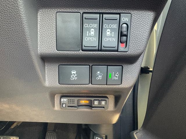 フリードハイブリッド ハイブリッド・Ｇホンダセンシング　１２ヵ月１２，０００ｋｍ保証付　純正ナビ　ワンセグＴＶ　Ｂｌｕｅｔｏｏｔｈ接続　バックカメラ　コーナーセンサー　社外ＡＷ　両側パワースライドドア　クルーズコントロール　スマートキー　電格ミラー（24枚目）