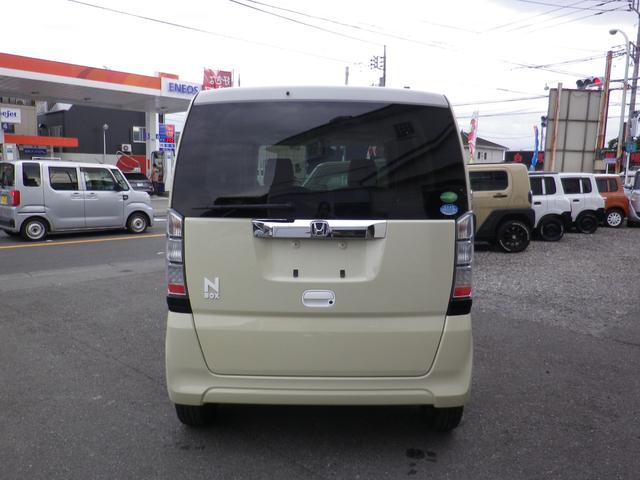 N-BOX G 66000kルーフホイールキャップ ドアミラー Dハンドル ホワイト仕様(16枚目)