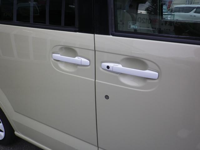 N-BOX G 66000kルーフホイールキャップ ドアミラー Dハンドル ホワイト仕様(24枚目)