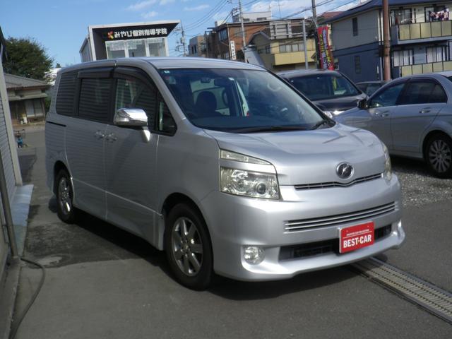 ヴォクシー ＺＳ　煌ＩＩ　９００００ｋ　両側電動スライドドア　フルセグナビＴＶ　ＥＴＣ　ドラレコ（4枚目）